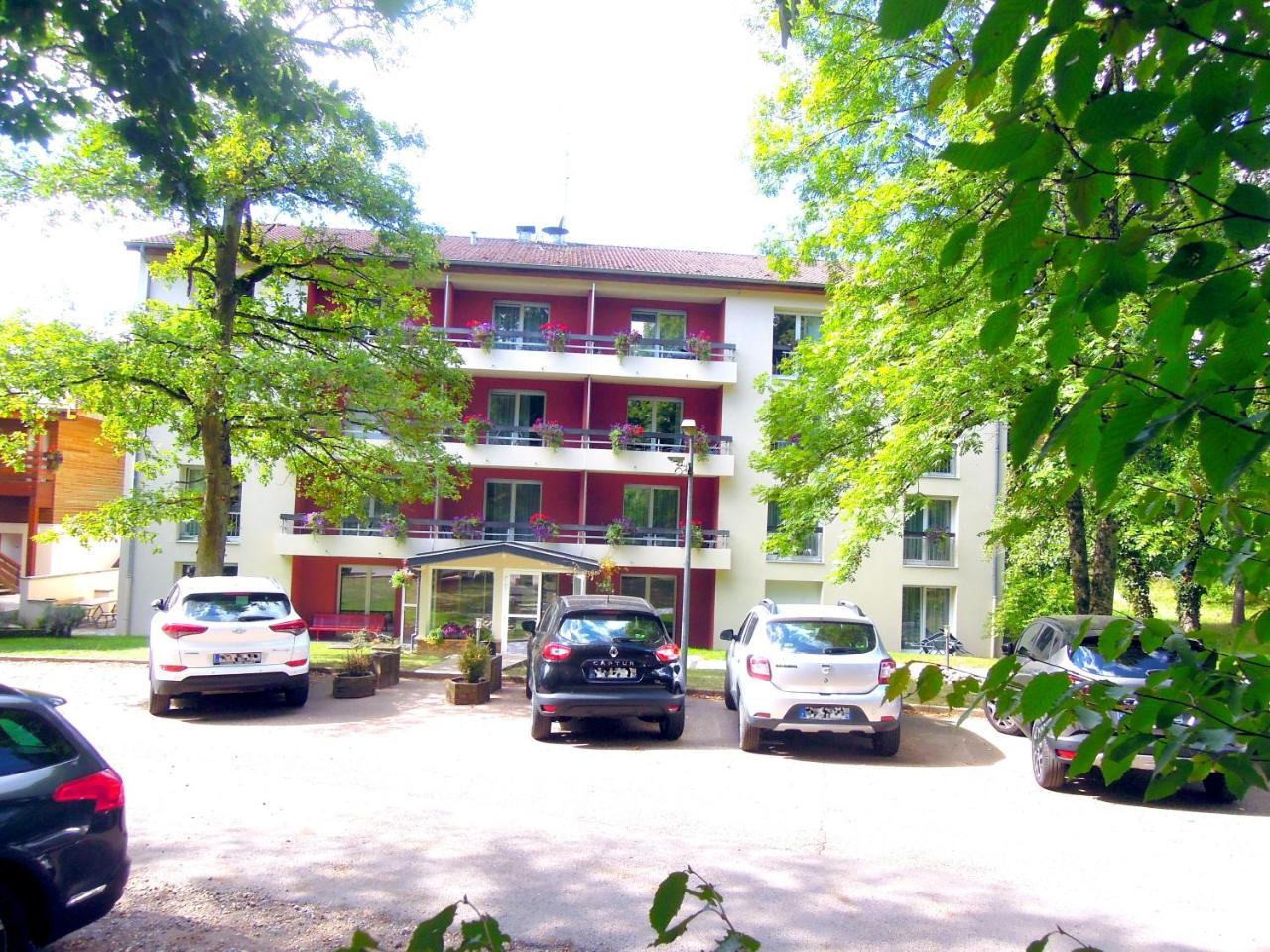 Grands Chenes Du Parc Aparthotel Amneville Exterior photo